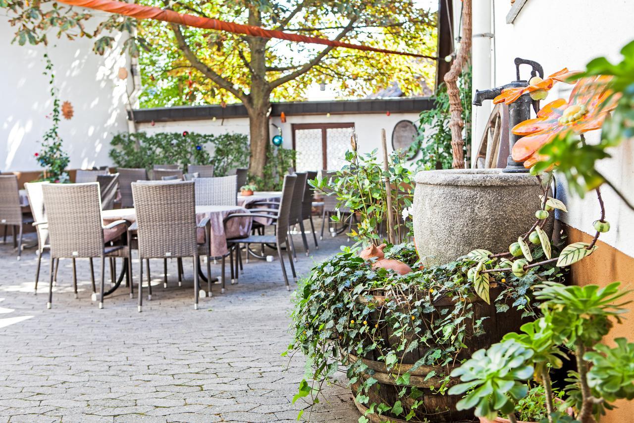 Gasthaus Zur Linde Braunweiler ภายนอก รูปภาพ